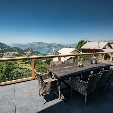Paralodge